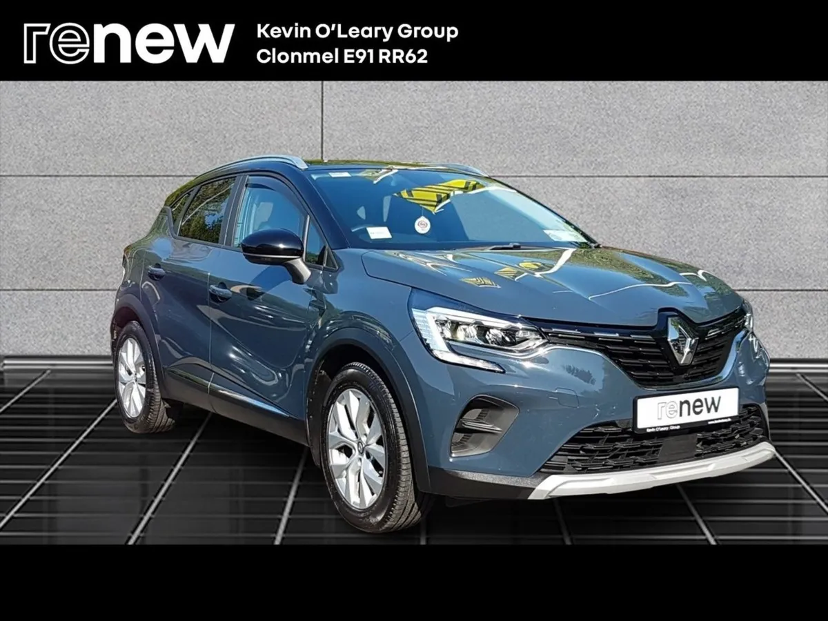 Renault Captur dCi 95 Iconic - Image 1