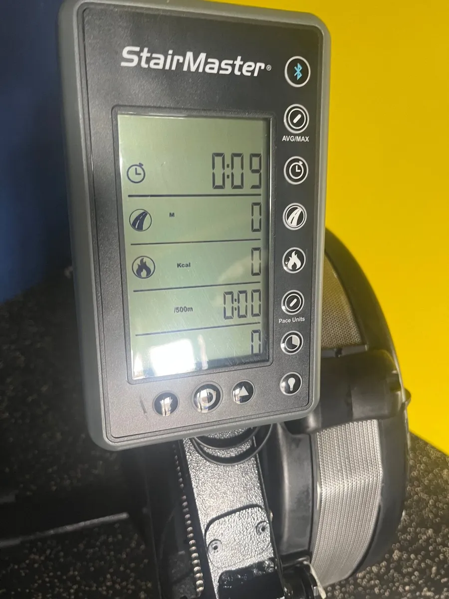 Stairmaster HIIT Rower - Image 3