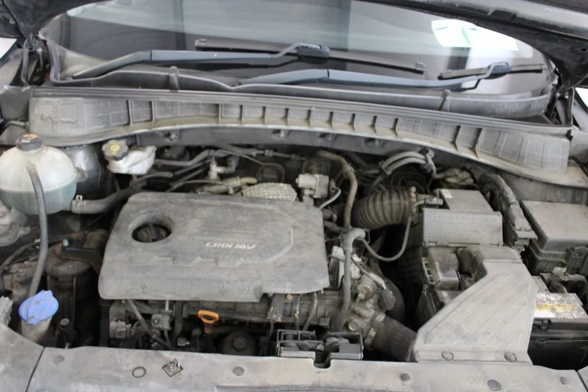 Hyundai Tucson 1.7 D Premium BLD - Image 4