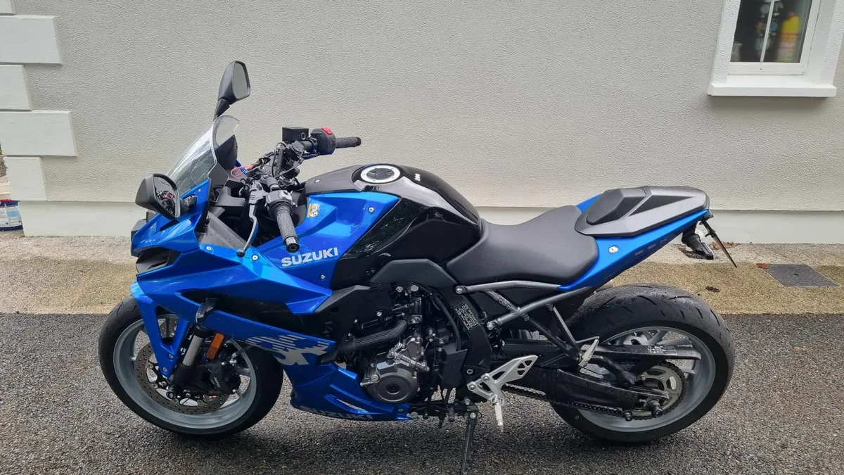 Suzuki GSX8R, 2024 - Image 4