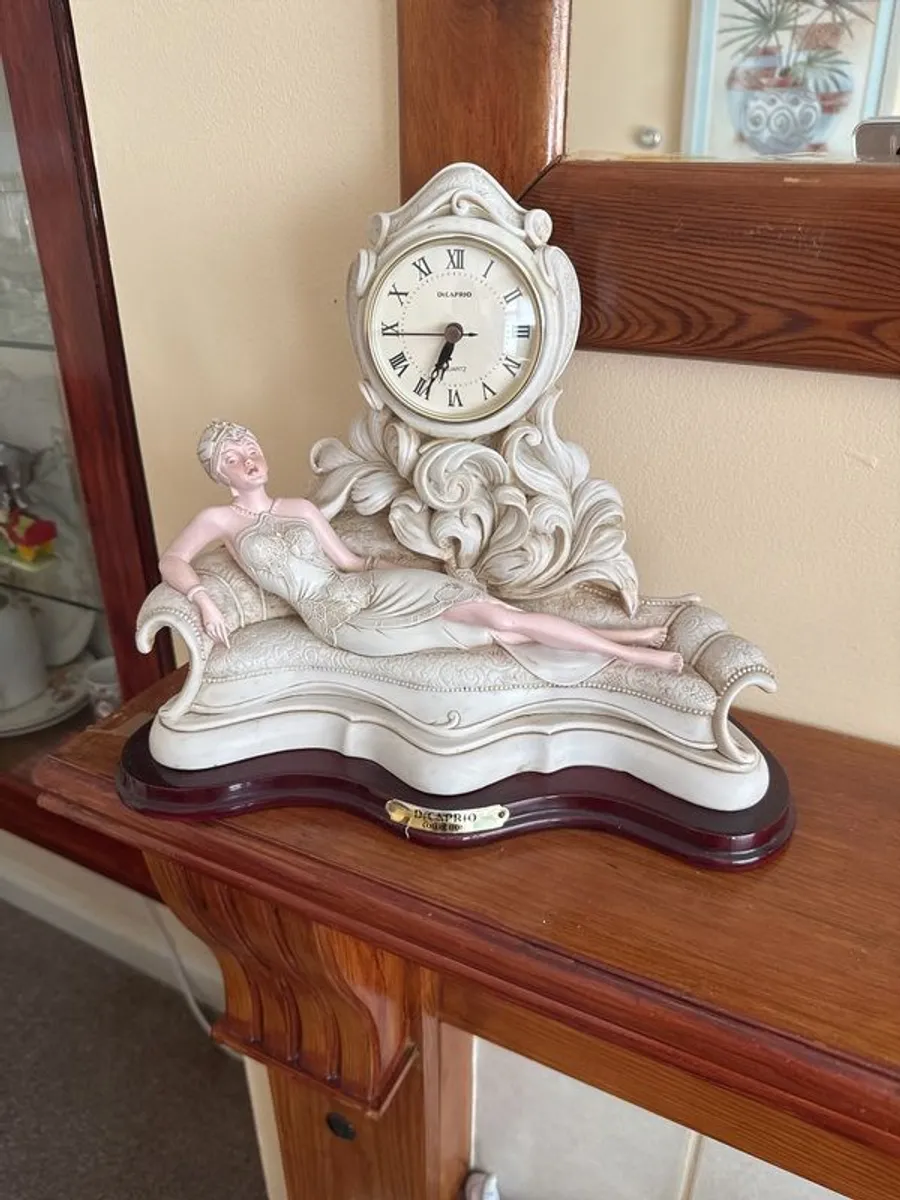 mantle clock
