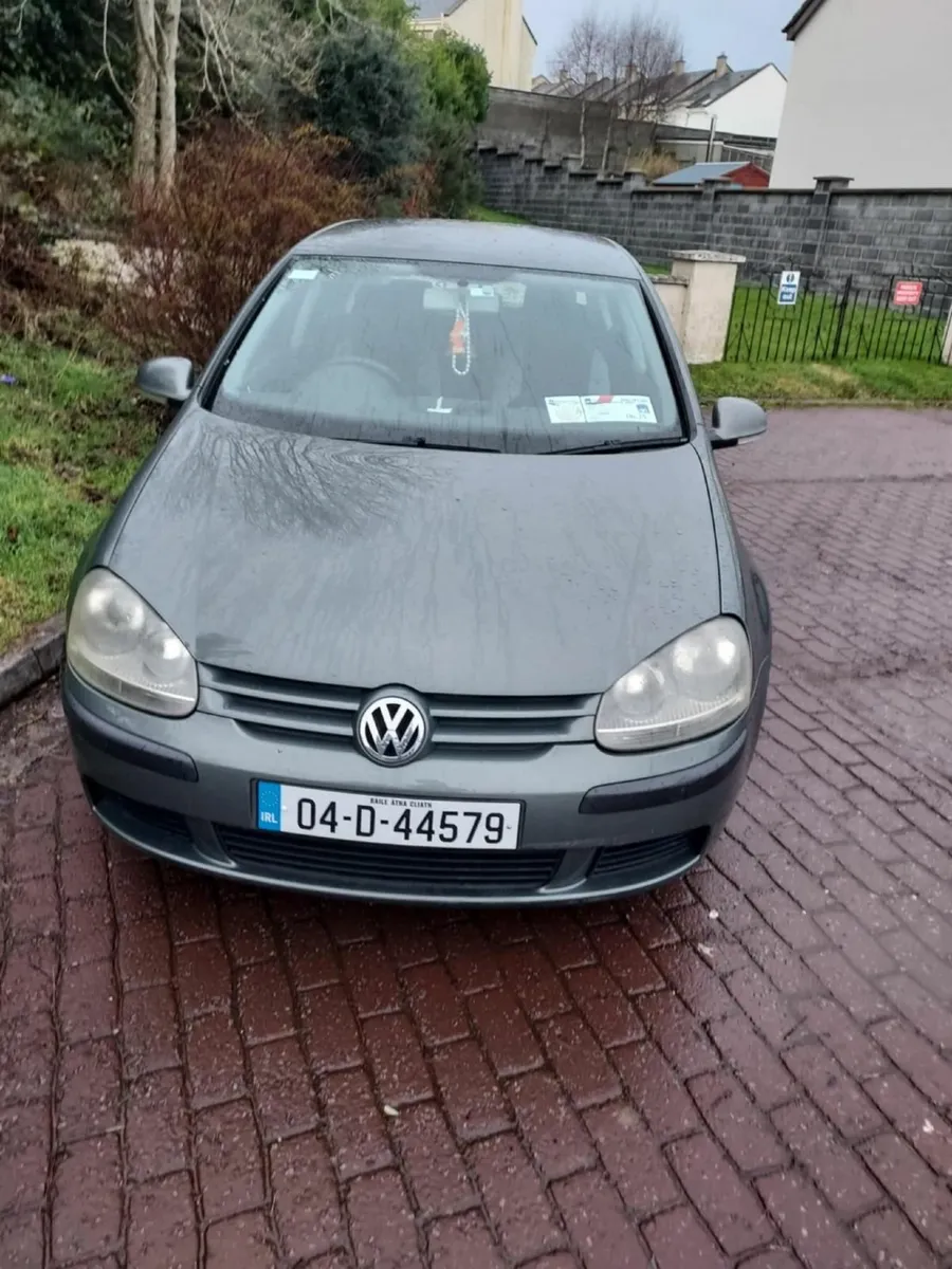 Volkswagen Golf 2004 - Image 1