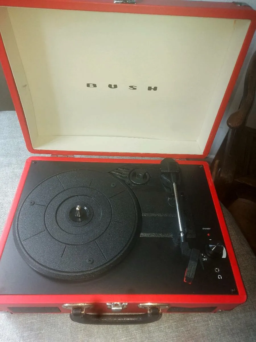 Bush classic turntable, red - Image 1