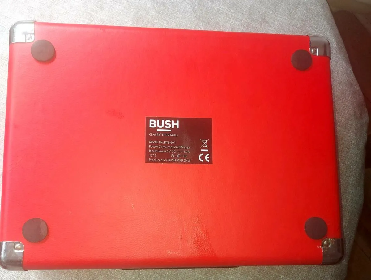 Bush classic turntable, red - Image 4