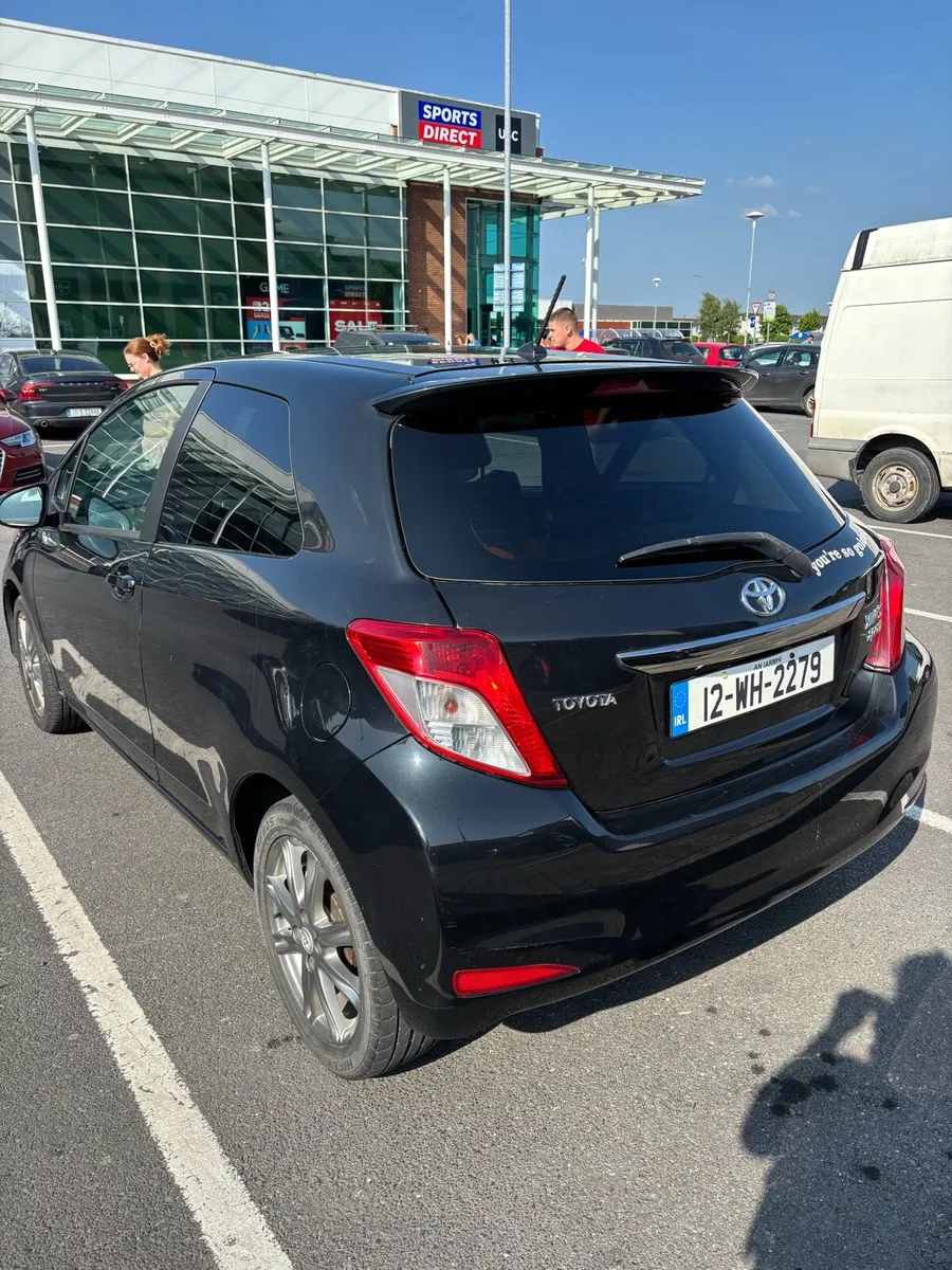 Toyota Yaris Sport - Image 3