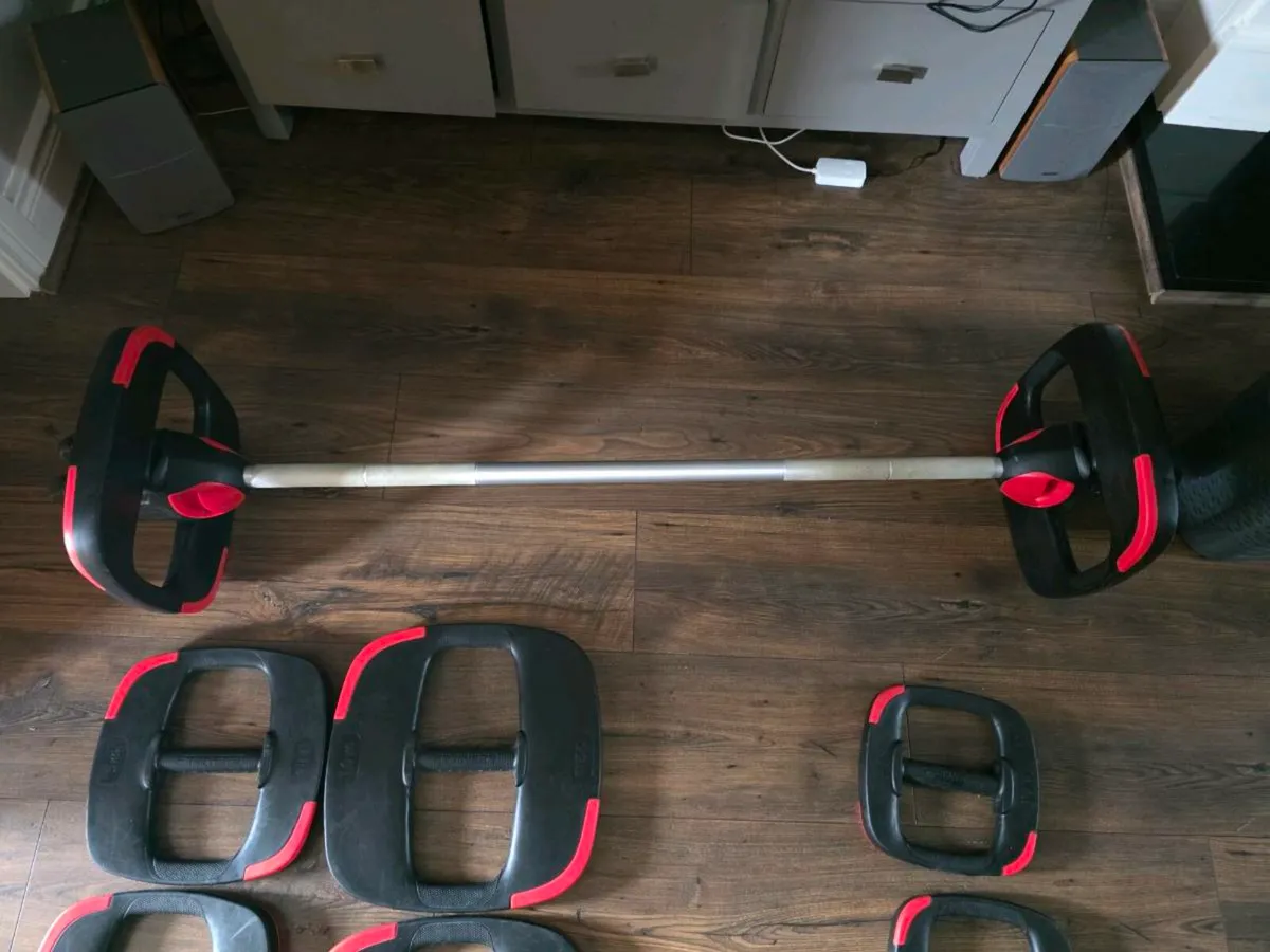 Les Mills Barbell and Weights Set - Image 2