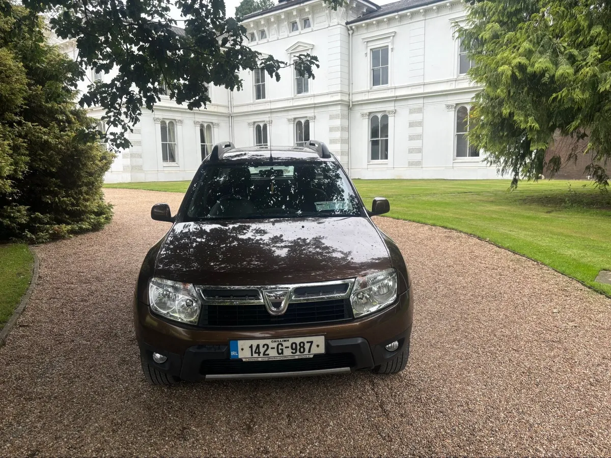 142 Dacia Duster jeep 1.5 DCI 6 speed high spec - Image 3