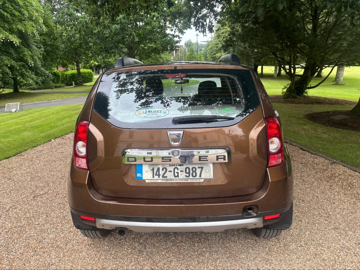 142 Dacia Duster jeep 1.5 DCI 6 speed high spec - Image 4