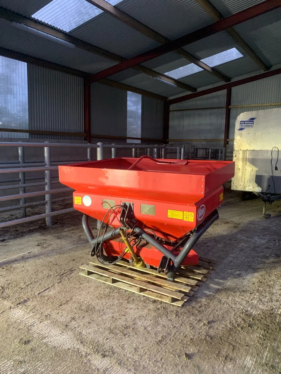 Vicon twin disc sower - Image 1