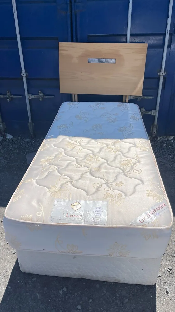Single bed and mattress - Image 2