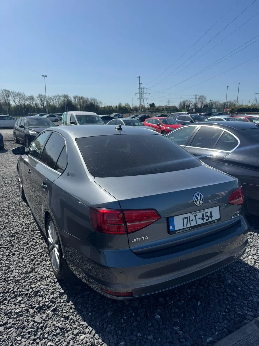 Volkswagen Jetta 2.0 TDI HIGHLINE NCT 01/27 - Image 2