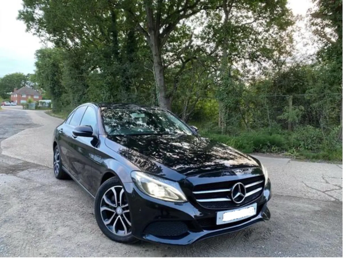 Mercedes Benz C220 D Premium - Image 3