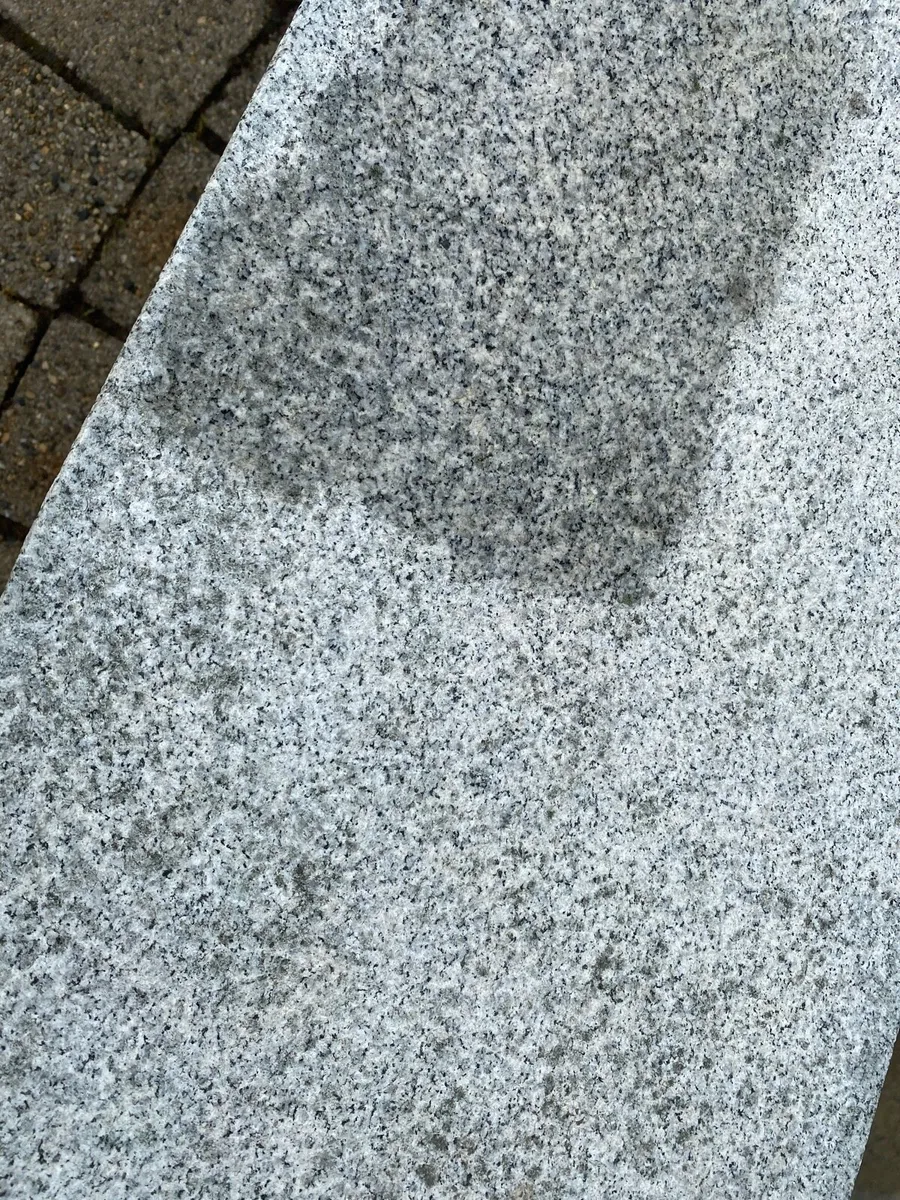 Granite fountain - Image 3