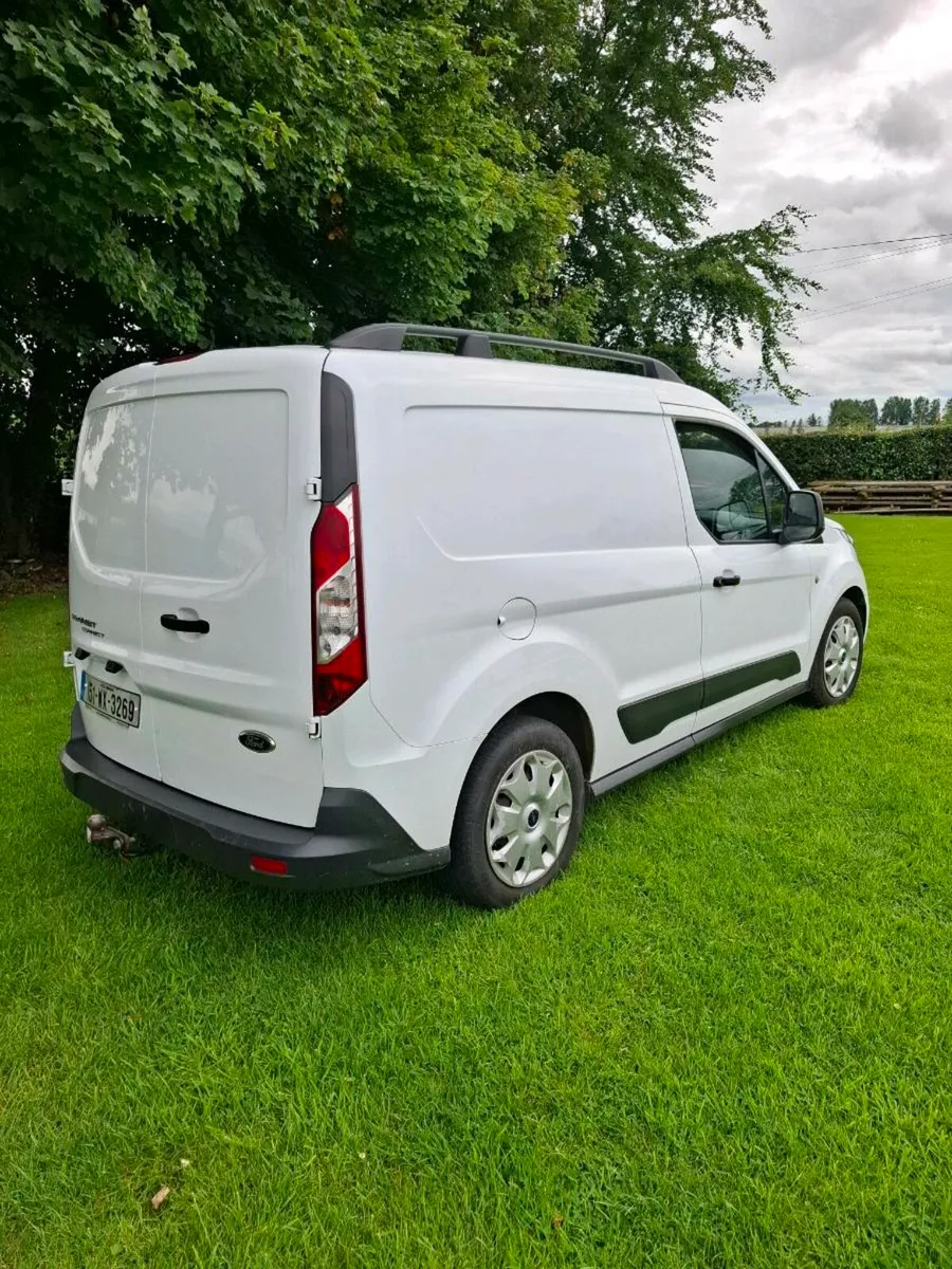Car - Image 1