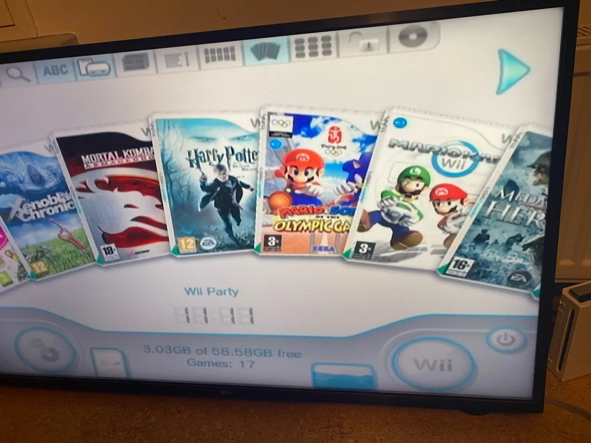 Modded Wii | 64GB | Custom Games - Image 1