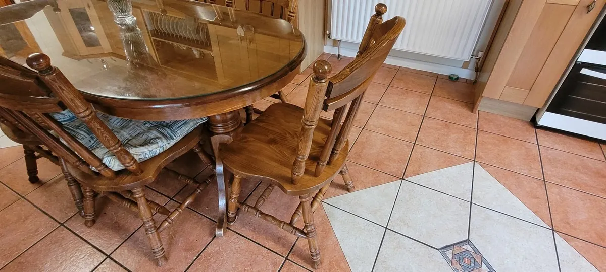 Dining Table and 6 Chairs - Image 3