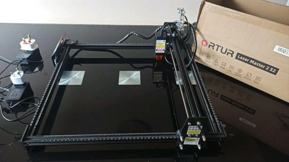 Laser engraver - Image 1