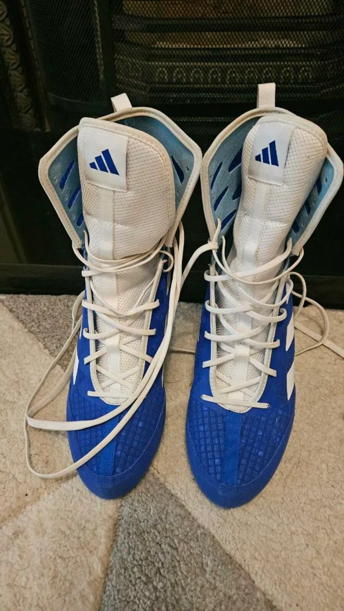 Boxing boots for sale - Image 1