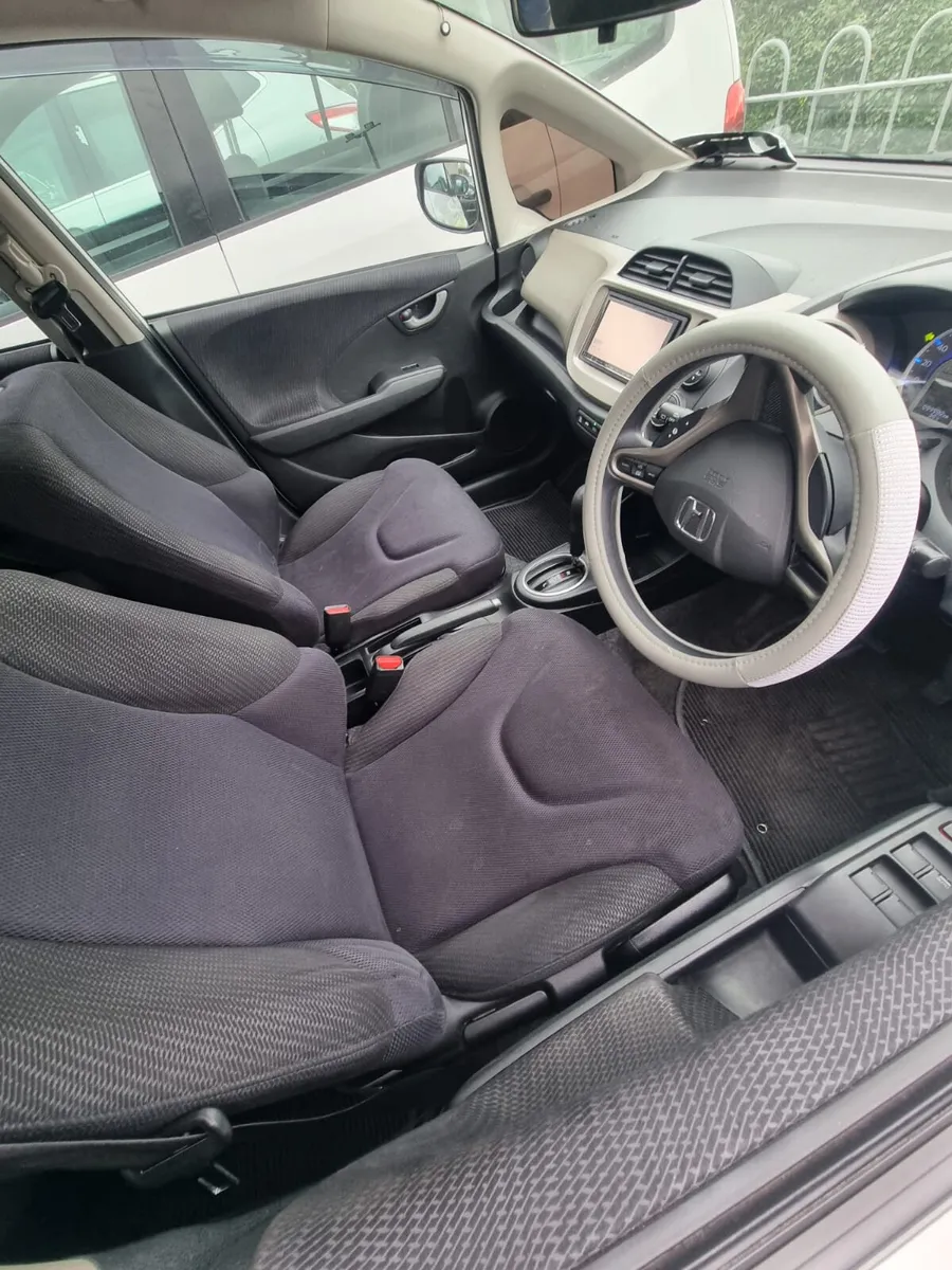 2014 HONDA FIT HYBRID AUTOMATIC NCT&TAX €5,999 - Image 4