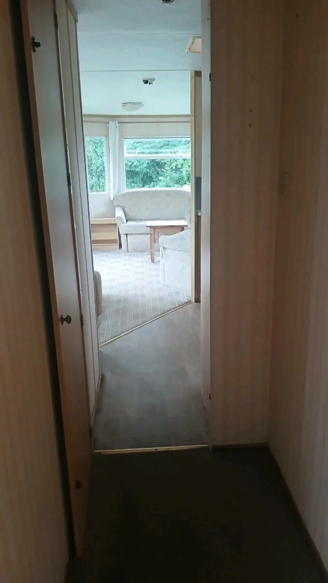 3 bedroom mobile home - Image 4