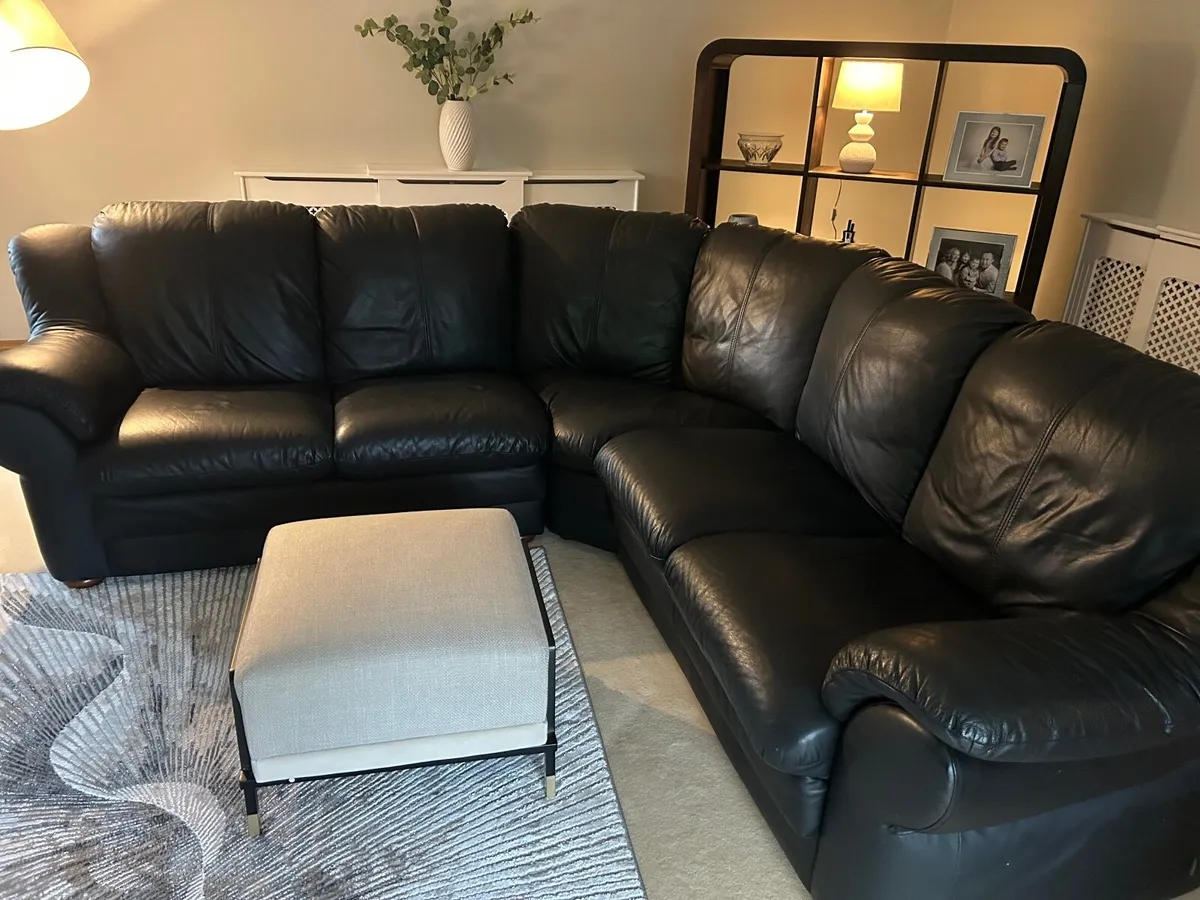 Black leather L shaped Couch with recliner chair - Image 3
