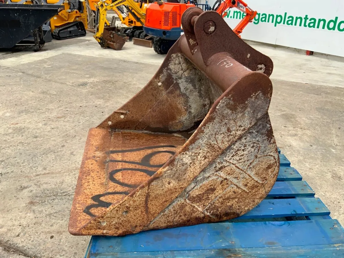 36" DIGGING BUCKET......50mm PINS.....190w. - Image 3