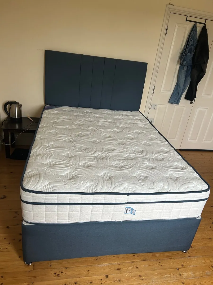 Bed frame and mattress - Image 3