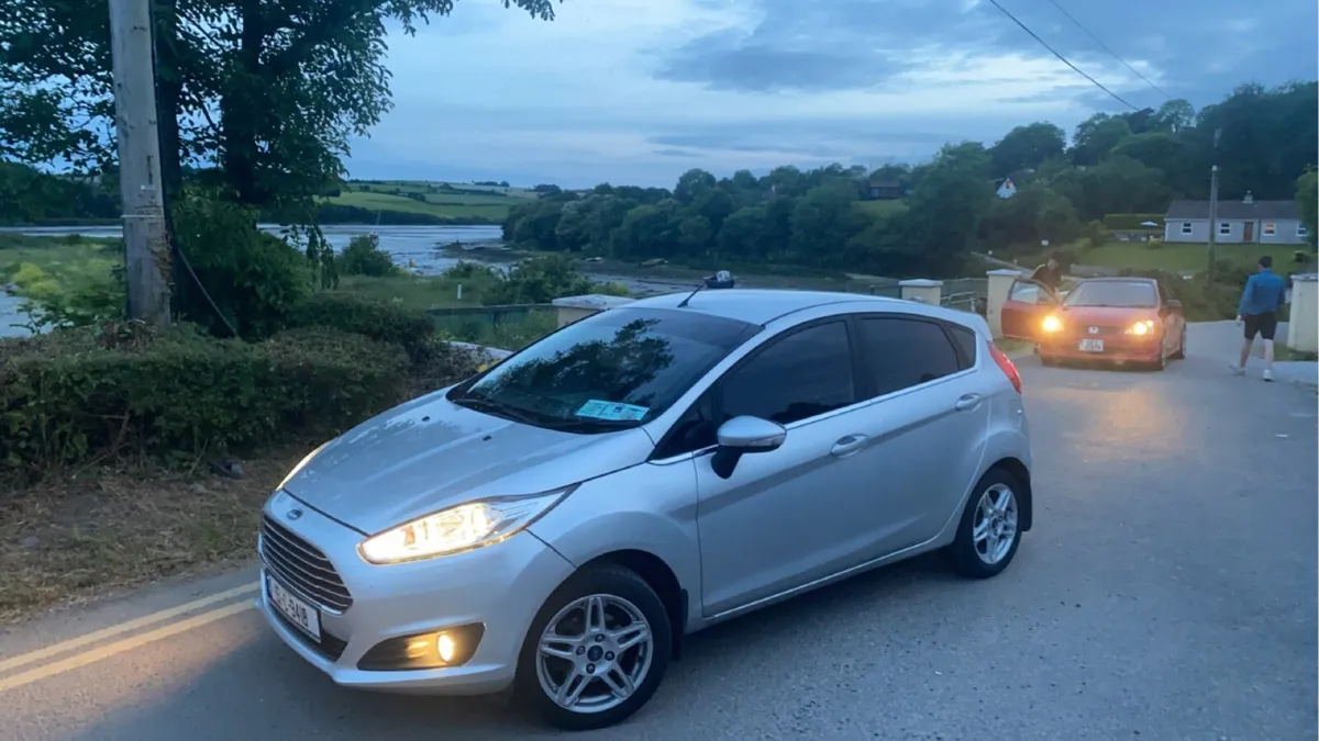 2015 1 litre Ford fiesta - Image 1