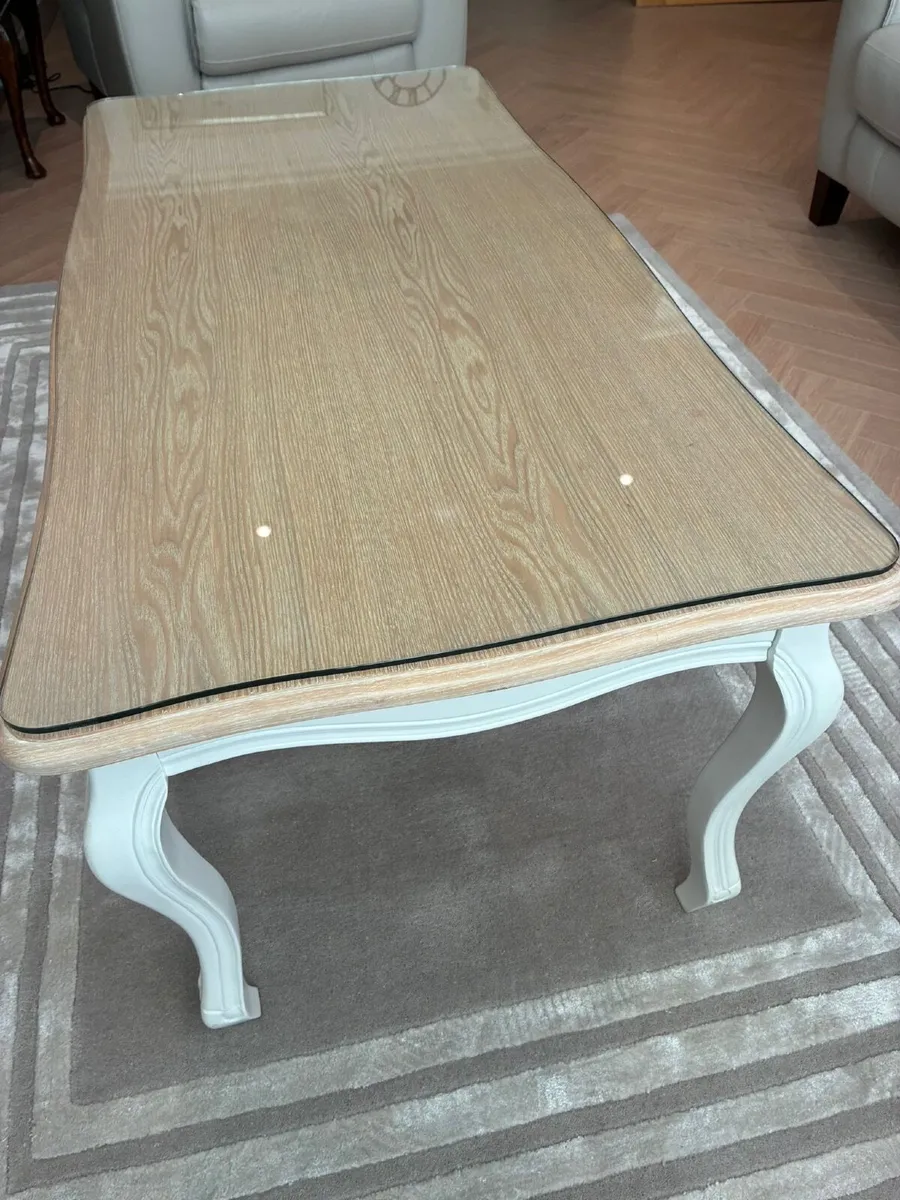 Wooden coffee table with glass top - Image 3
