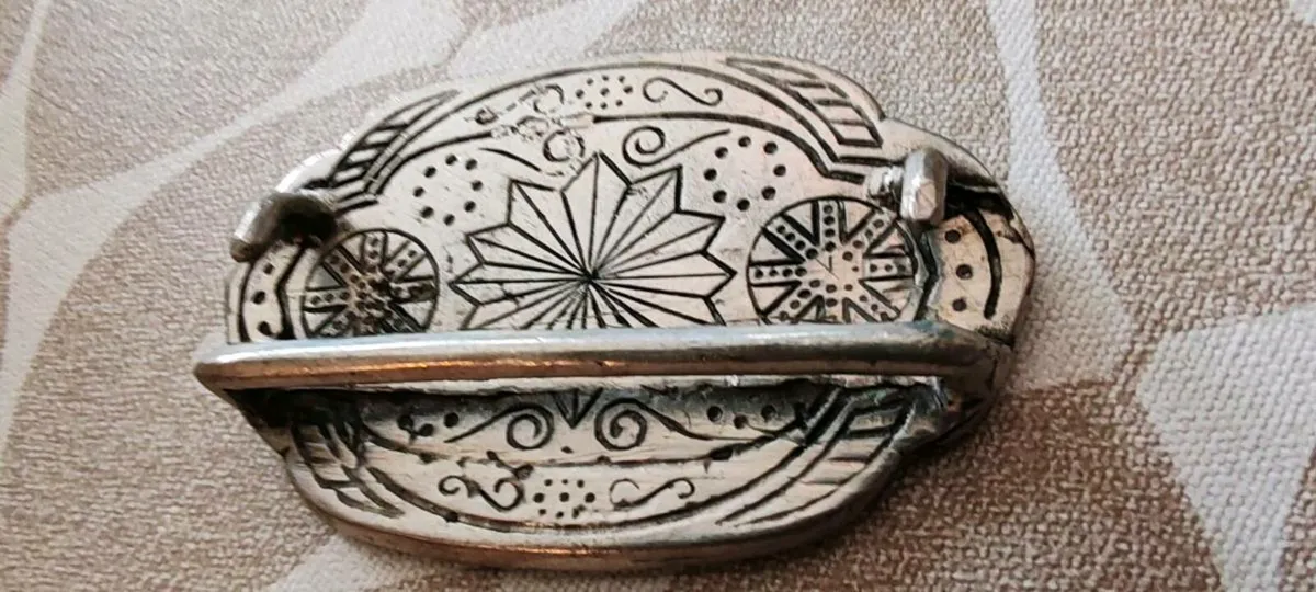 Retro belt buckle - Image 3