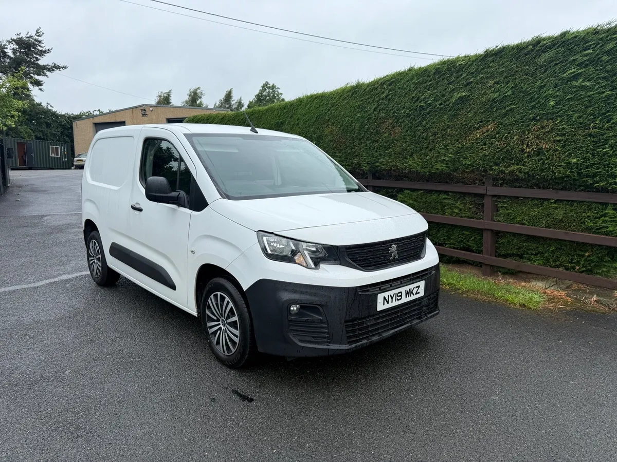 2019 Peugeot Partner HDI Professional NO VAT - Image 1
