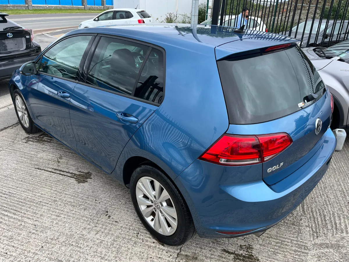 VOLKSWAGEN GOLF 2016, 1.2 TSI 5DR AUTO LOW KMS - Image 4