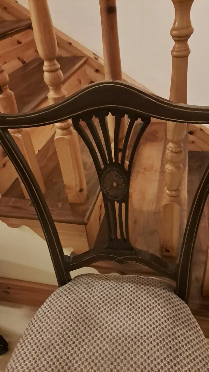 6 no edwardian mahoganny chairs in good condition - Image 2