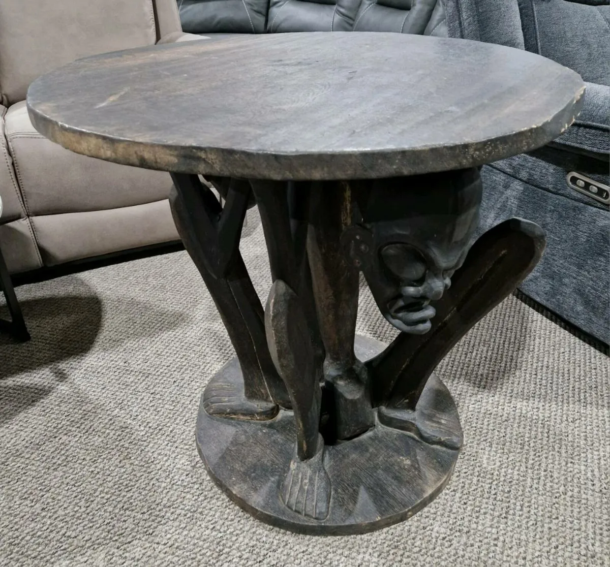 African tribal hand carved table - Image 2