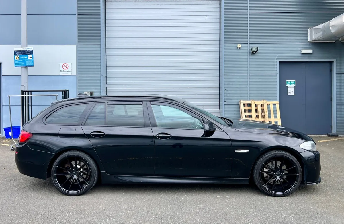 €7250 2012 BMW 520D F11 MSPORT - Image 4