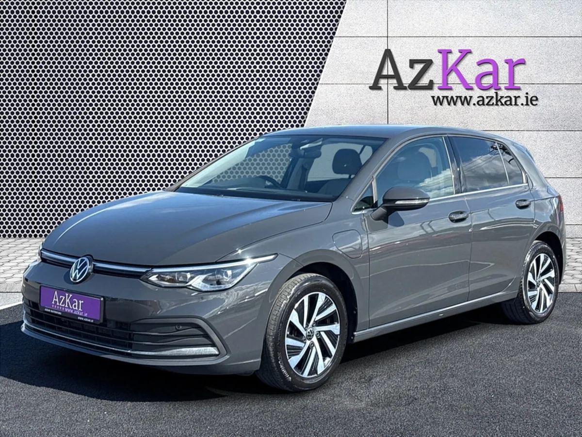 Volkswagen Golf 2023 STYLE 1.4 TSI PHEV SPORT €141 - Image 3