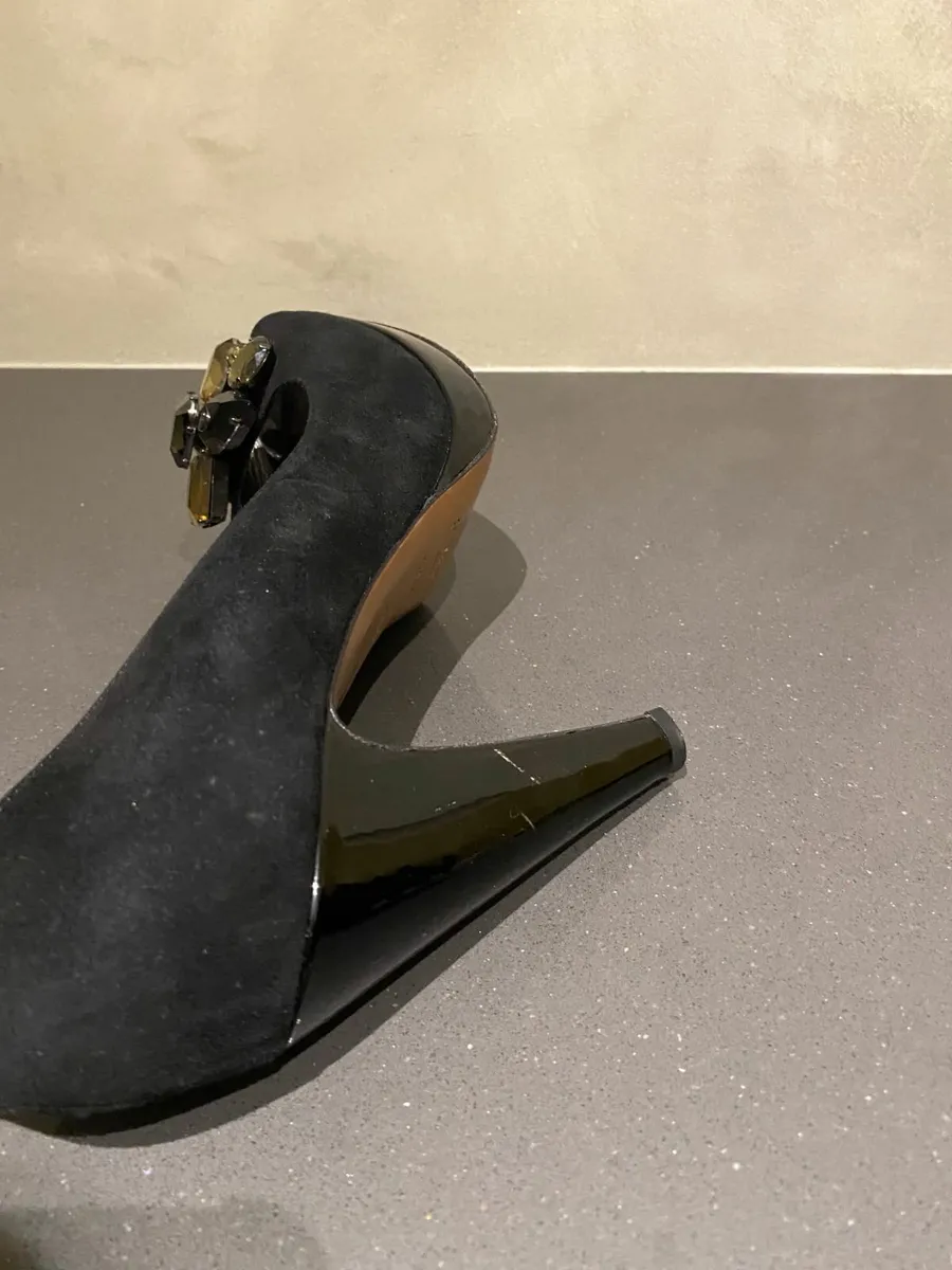 Black Hobbs High Heels Size 6 - Image 3