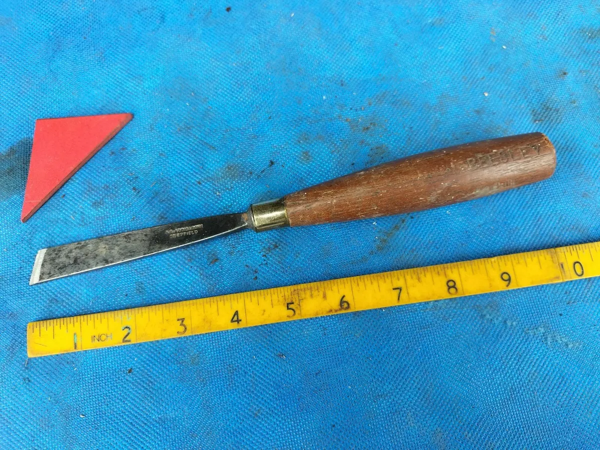 3/4" Carvers Skew Chisel by Addis - Image 1