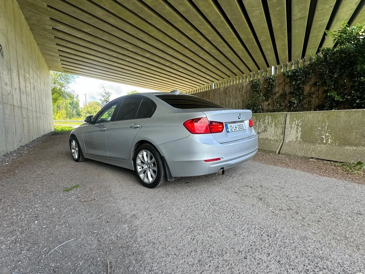 Bmw F30 2.0 Diesel - Image 3