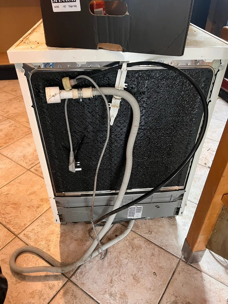 Dishwasher for sale - Image 3