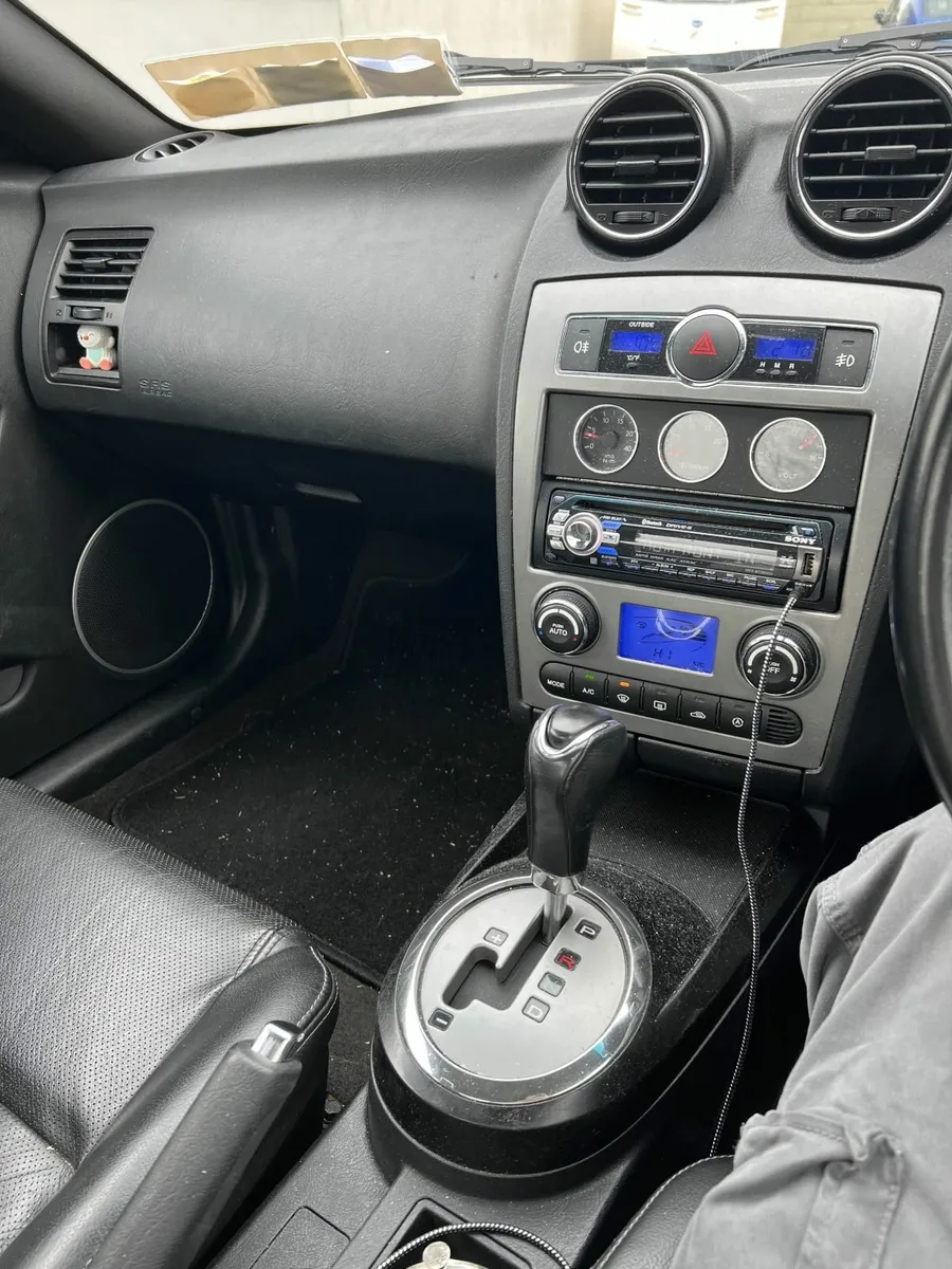 Hyundai Coupe 2007 2L - Image 4