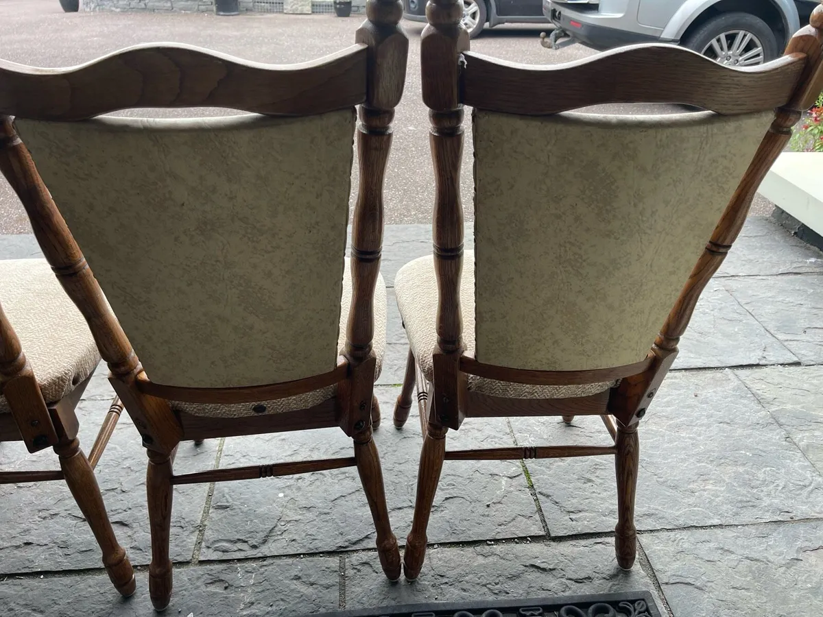 4 x Stunning Matching Kitchen Dining Chairs - Image 3