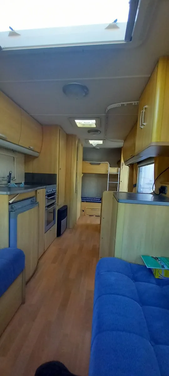 2006 6 berth Swift Caravan - Image 4