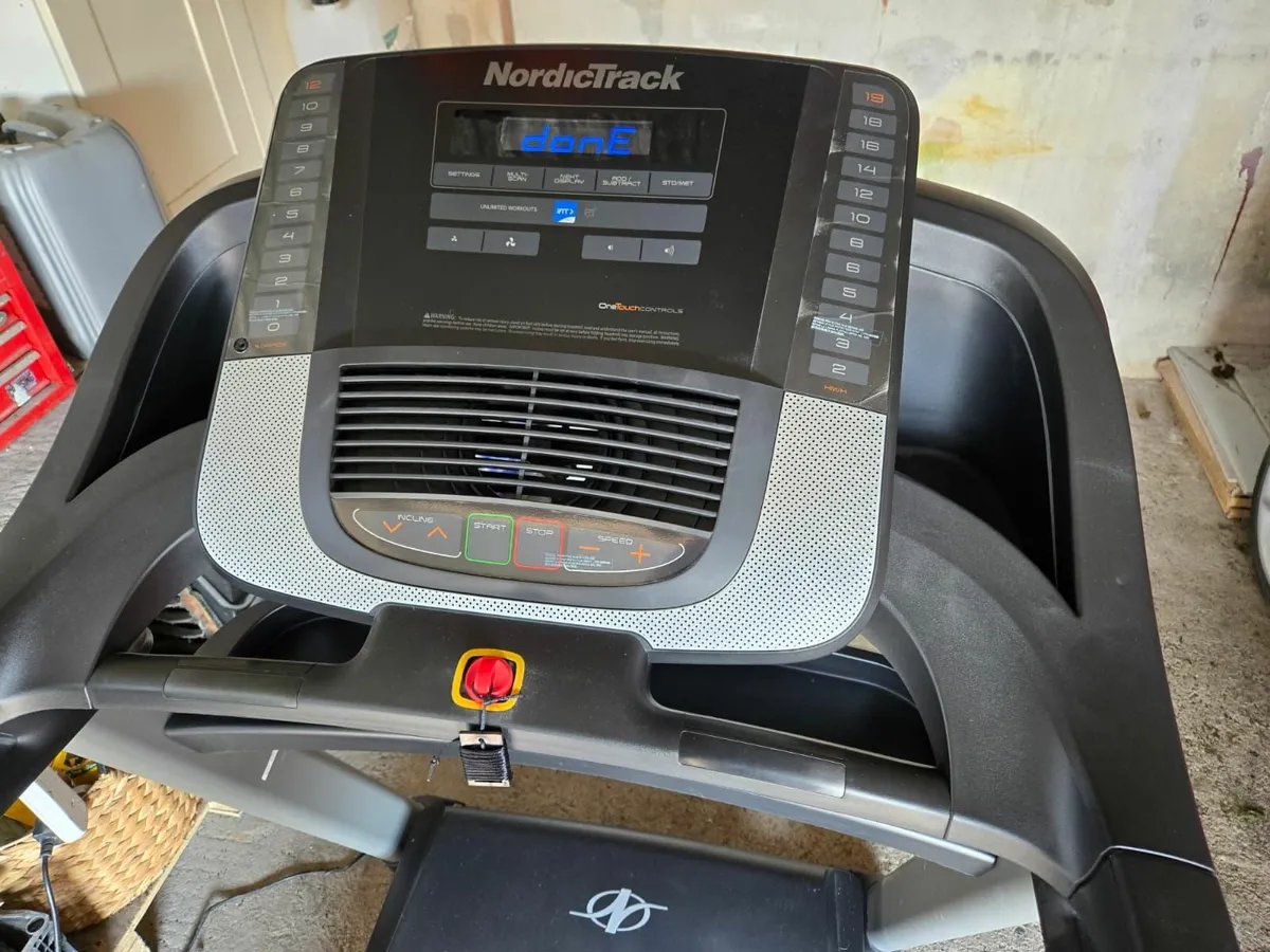 Treadmill - Image 1