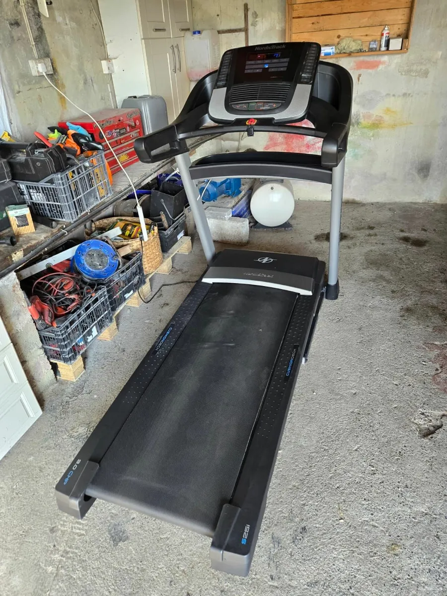 Treadmill - Image 4