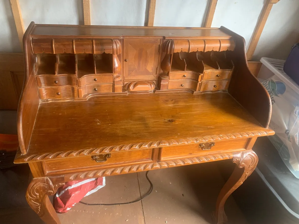 Antique reception desk - Image 4