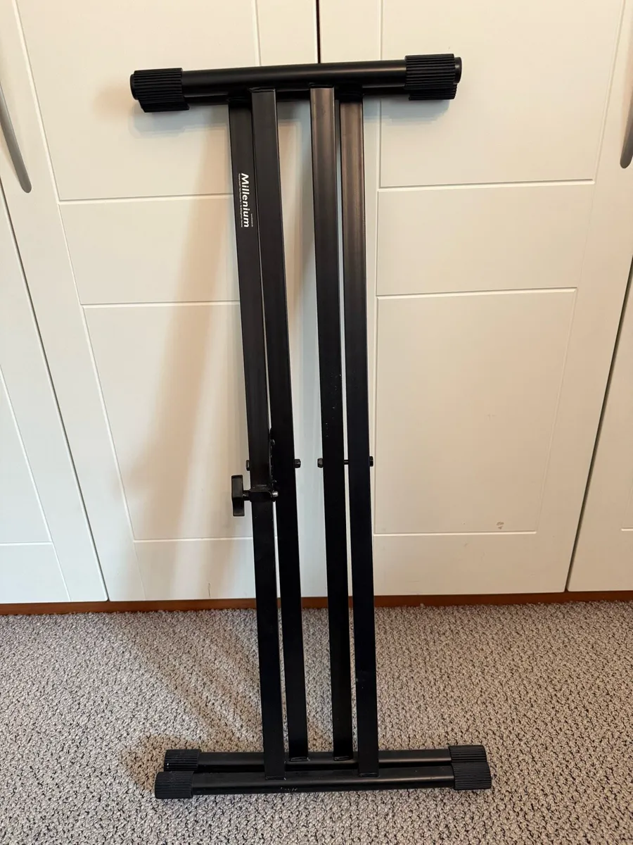 Millenium Piano Stand - Image 1