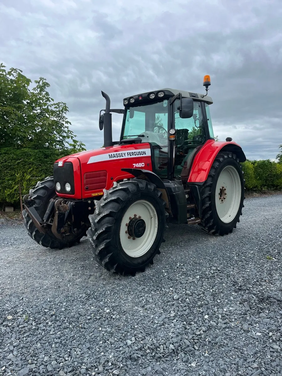 2006 MF 7480 - Image 2