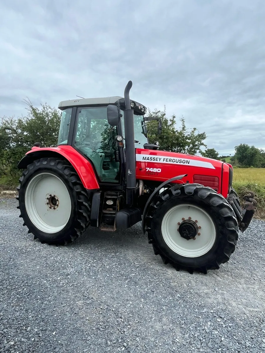 2006 MF 7480 - Image 1