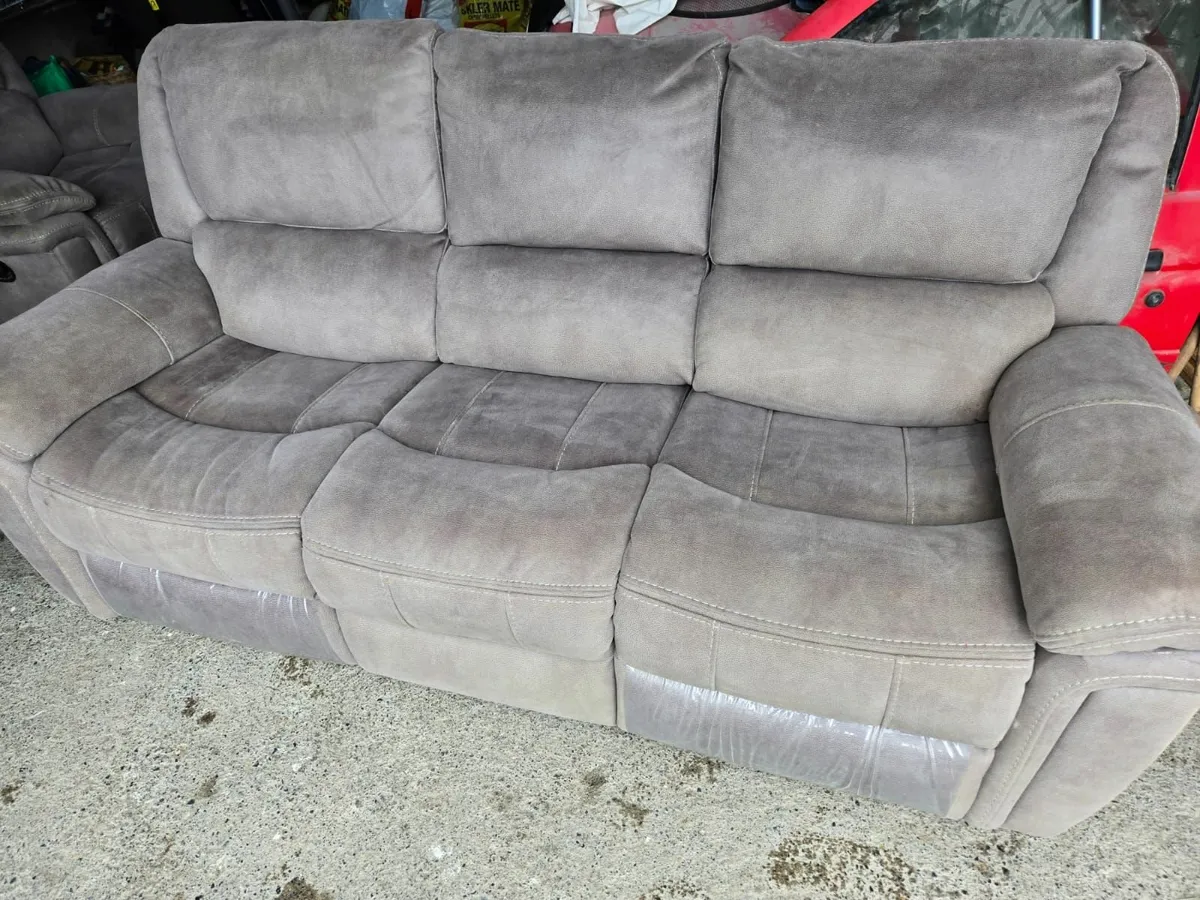 Suite of Furniture - Image 1